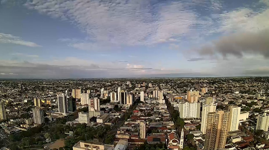 Na Capital, tarde comeou nublado e risco  de temporal com ventania FRANCISCO BRITTO