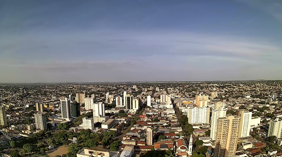 Sol aparece forte já nas primeiras horas desta manhã na Capital ©FRANCISCO BRITTO